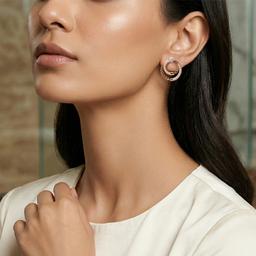 Round Diamond Intertwined Studs