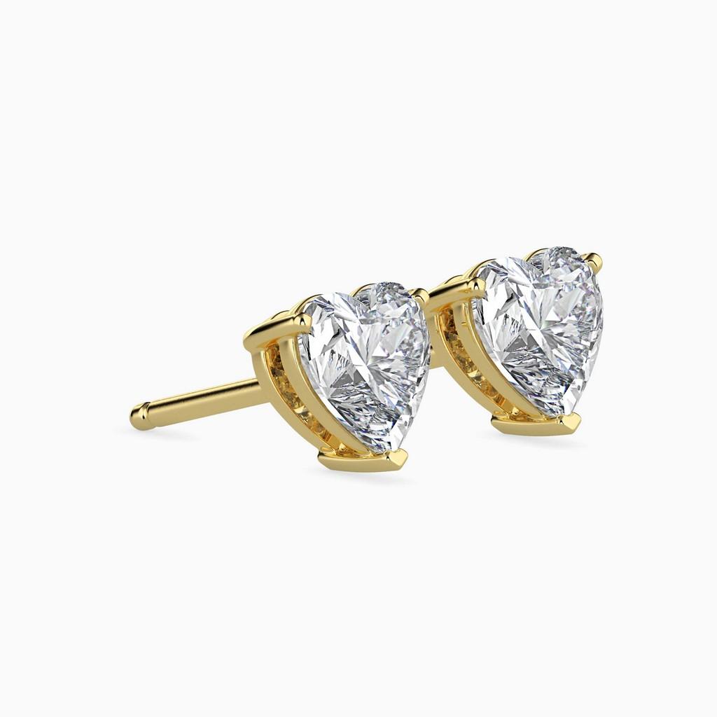 Amour Heart Prong Earring