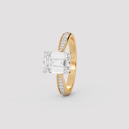 Emerald Majesty Ring