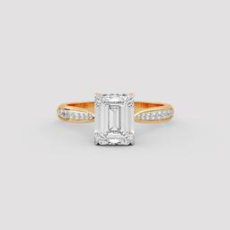 Emerald Majesty Ring