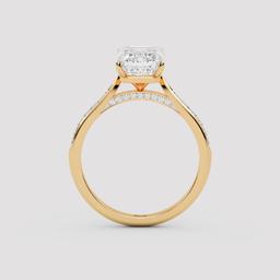 Emerald Majesty Ring