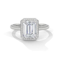Eternum Emerald Ring