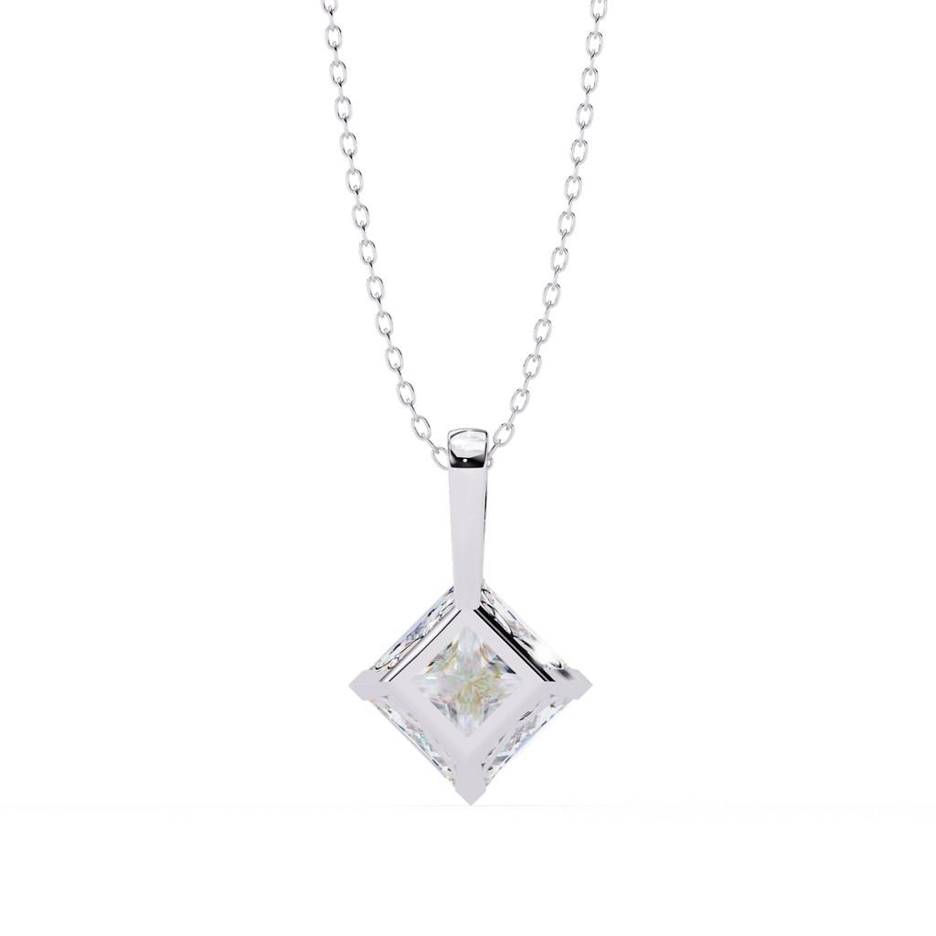 Majestique Solitaire Pendant