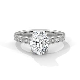 Oval Elegance Solitaire